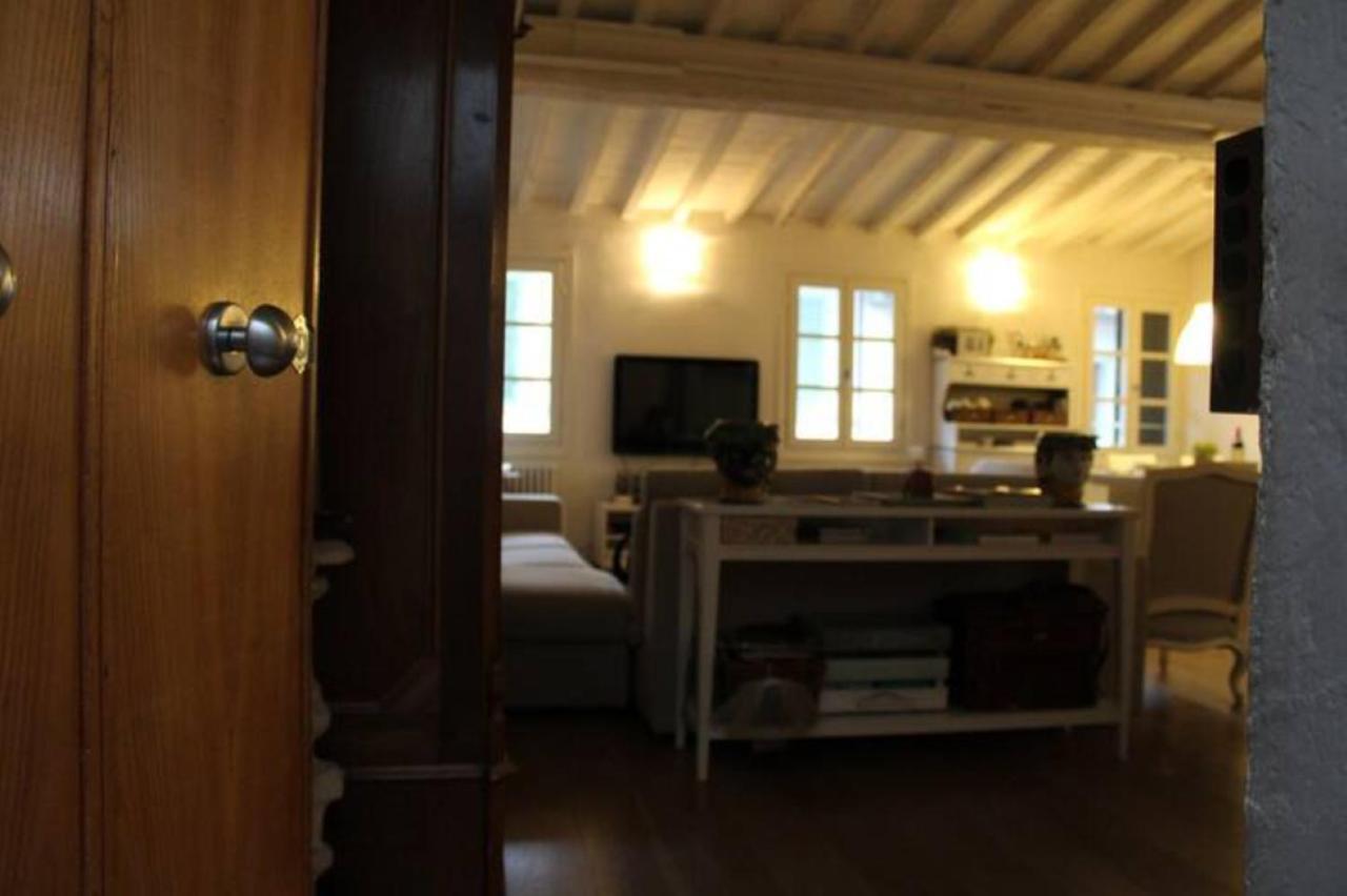 Cosy Flat In The Heart Of ฟลอเรนซ์ ภายนอก รูปภาพ